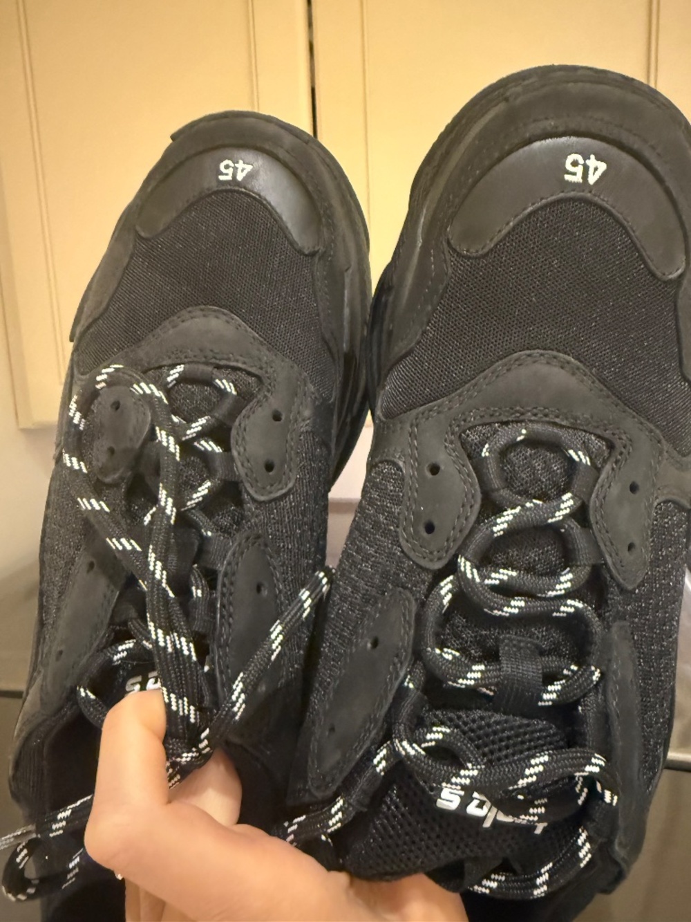 Balenciaga Triple S mens 45 black Designer Shoes - Picture 2 of 5